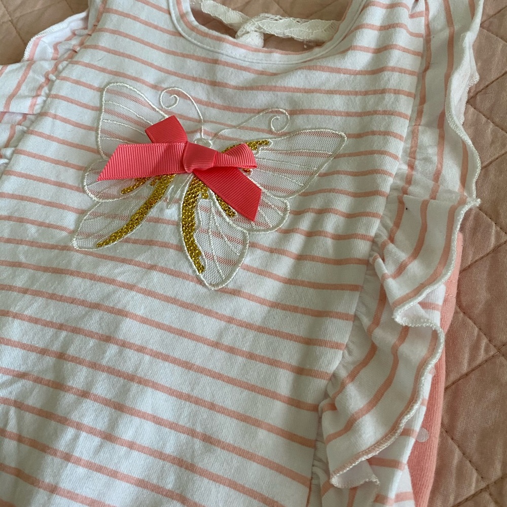 Outfit - Picture 3 of 5